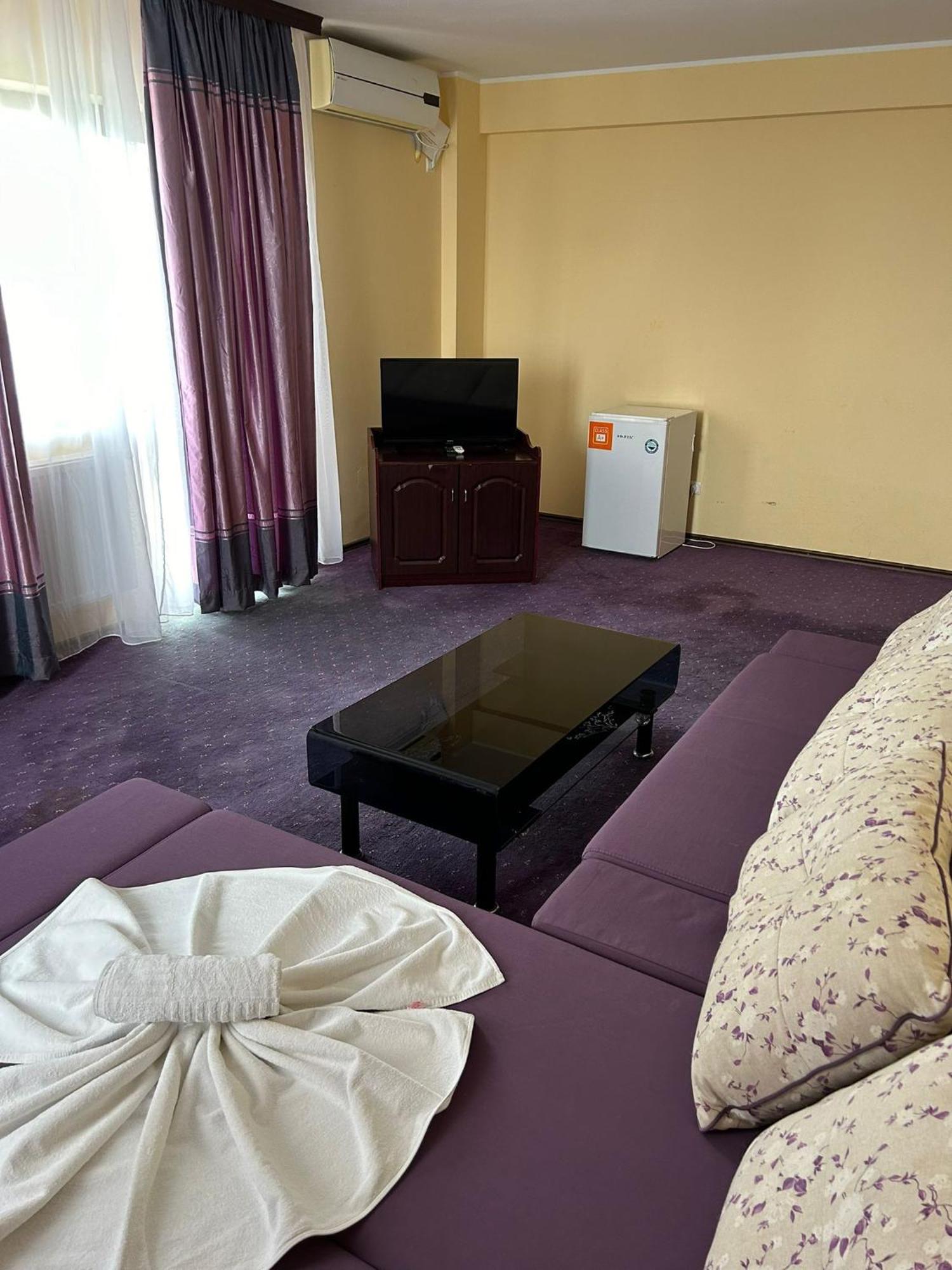 Orient Mamaia Nord Hotel Navodari Ngoại thất bức ảnh