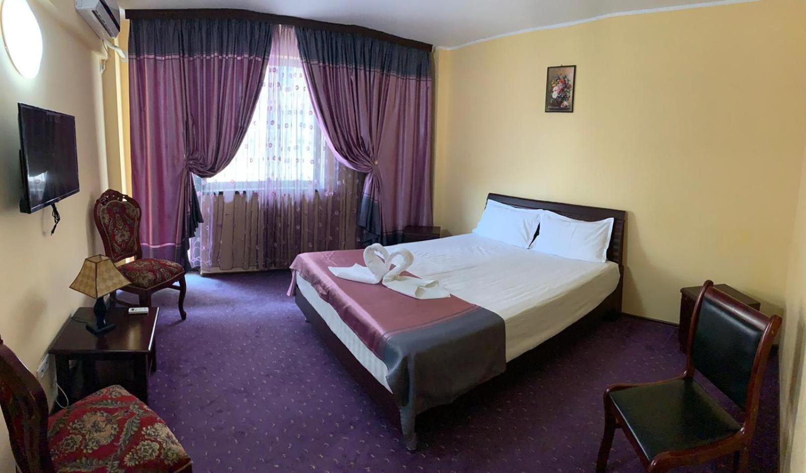 Orient Mamaia Nord Hotel Navodari Ngoại thất bức ảnh