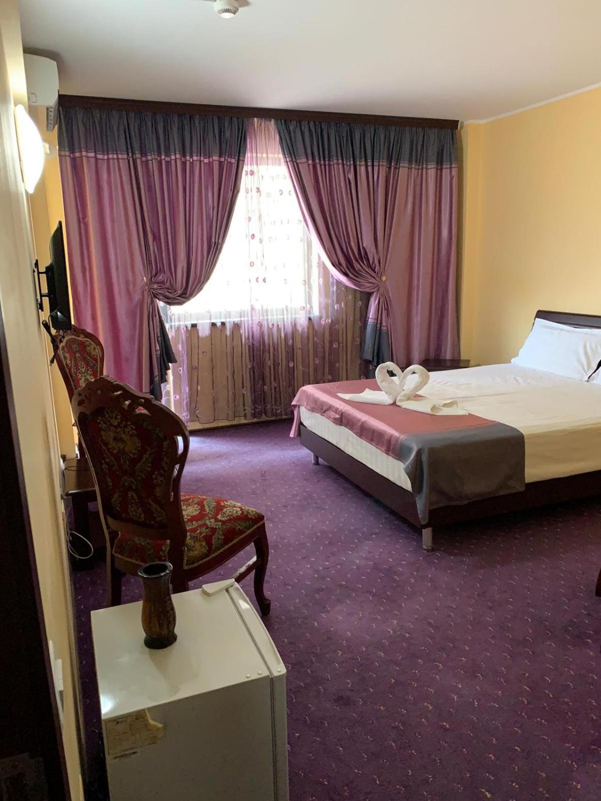 Orient Mamaia Nord Hotel Navodari Ngoại thất bức ảnh